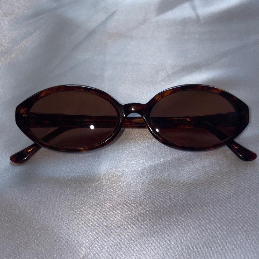 Vintage Serengeti Tortoise Shell Oval Sunglasses